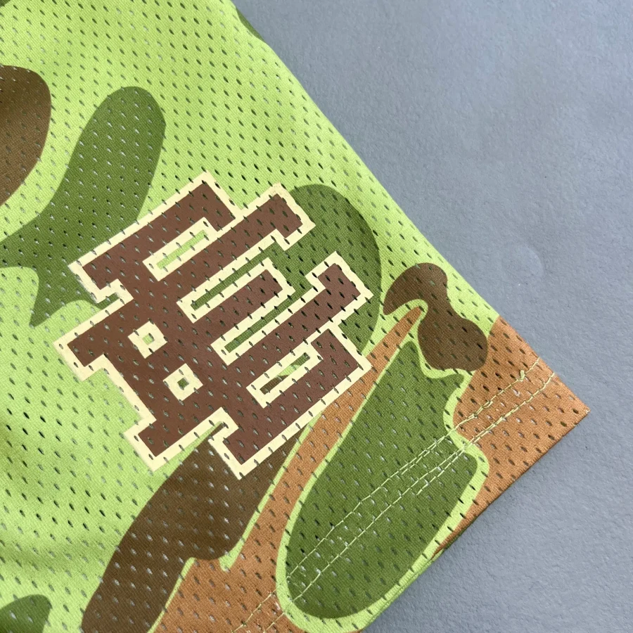 EE Basic short Front close green - Image 2
